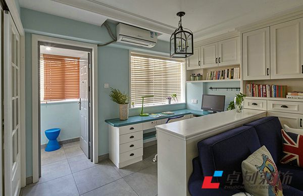 書房裝修設(shè)計效果圖