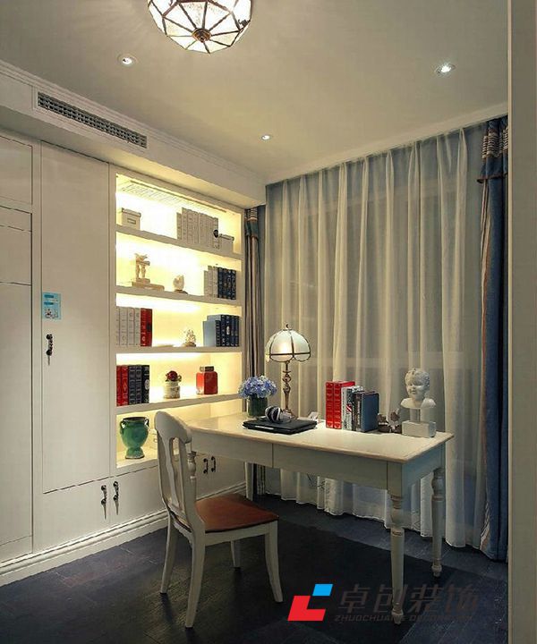 書房裝修設(shè)計效果圖